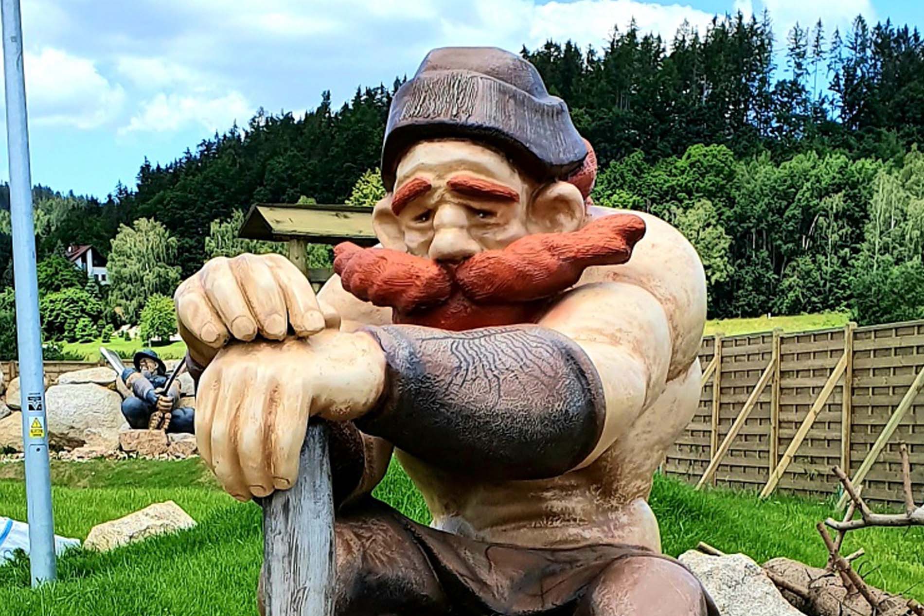 Gigantei – Krakonošův park – Piechowice (3)